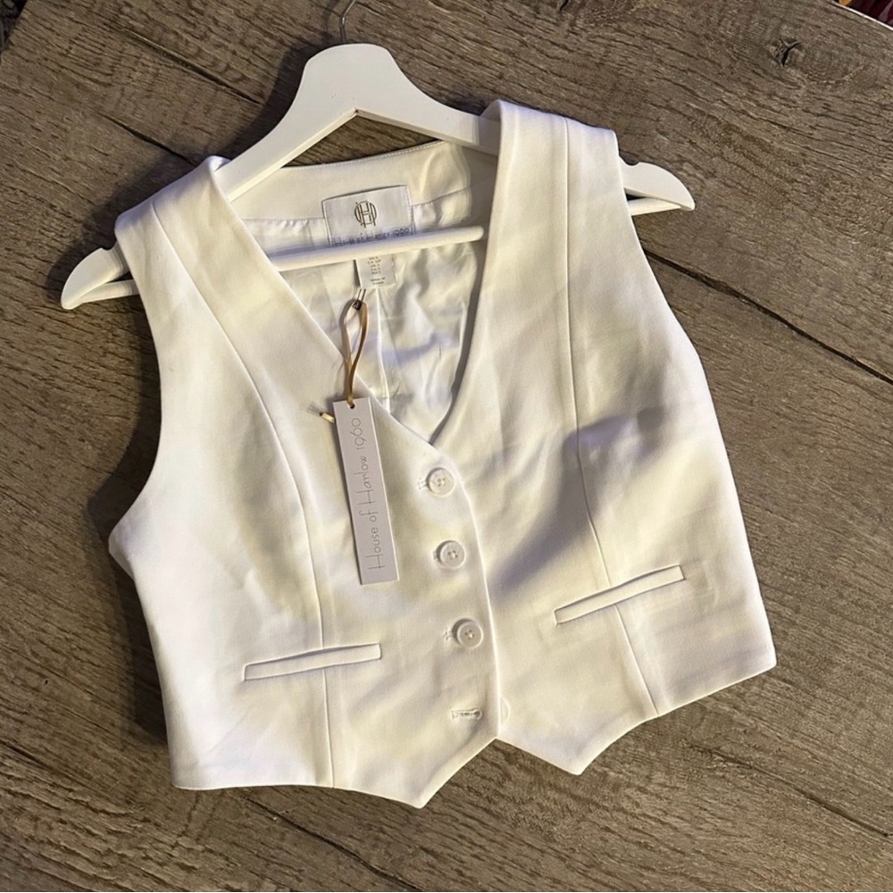 House of Harlow 1960 Cream Vest